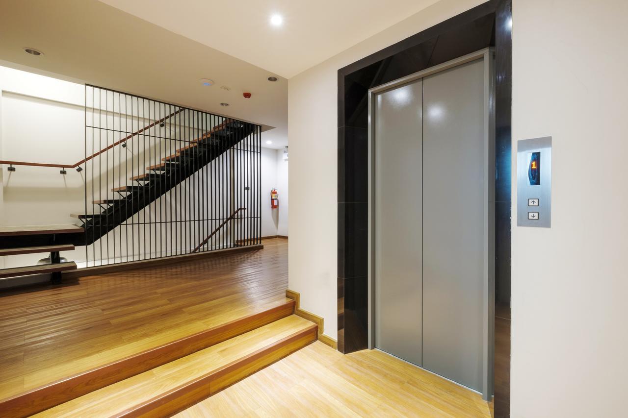 Zen Rooms Zleepmotion Бангкок Екстер'єр фото