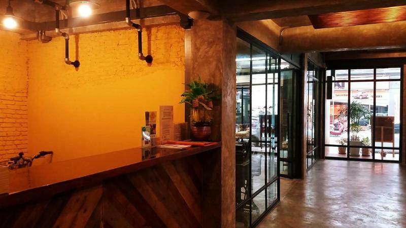 Zen Rooms Zleepmotion Бангкок Екстер'єр фото